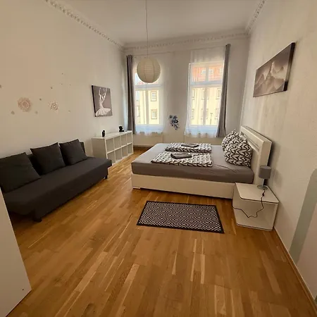 Traumhafte Jugendstilwohnung In Zentraler Lage Apartment Leipzig